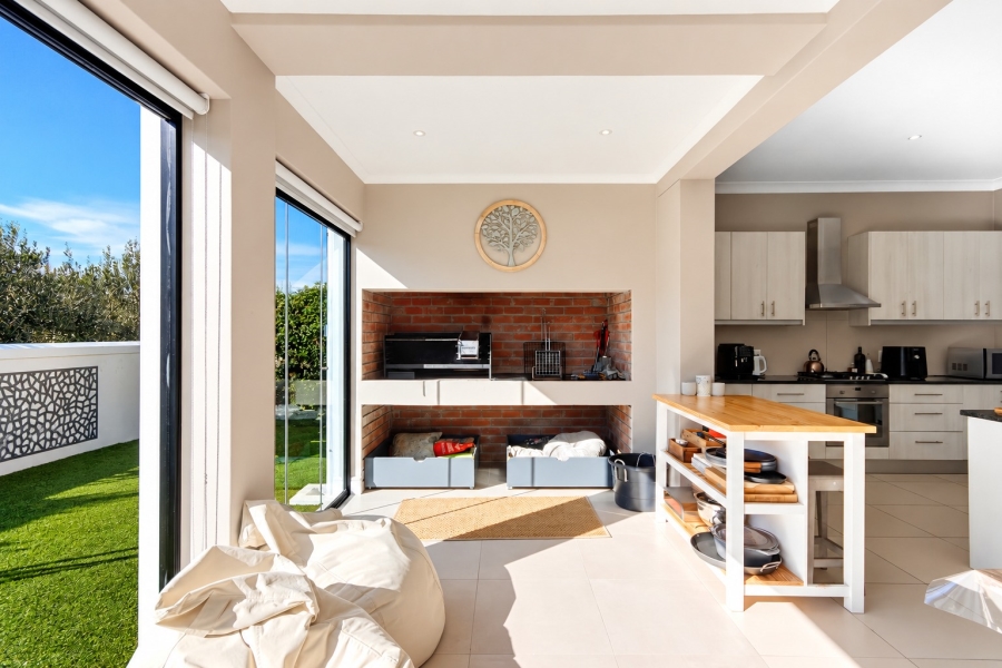 3 Bedroom Property for Sale in Croydon Olive Estate Western Cape